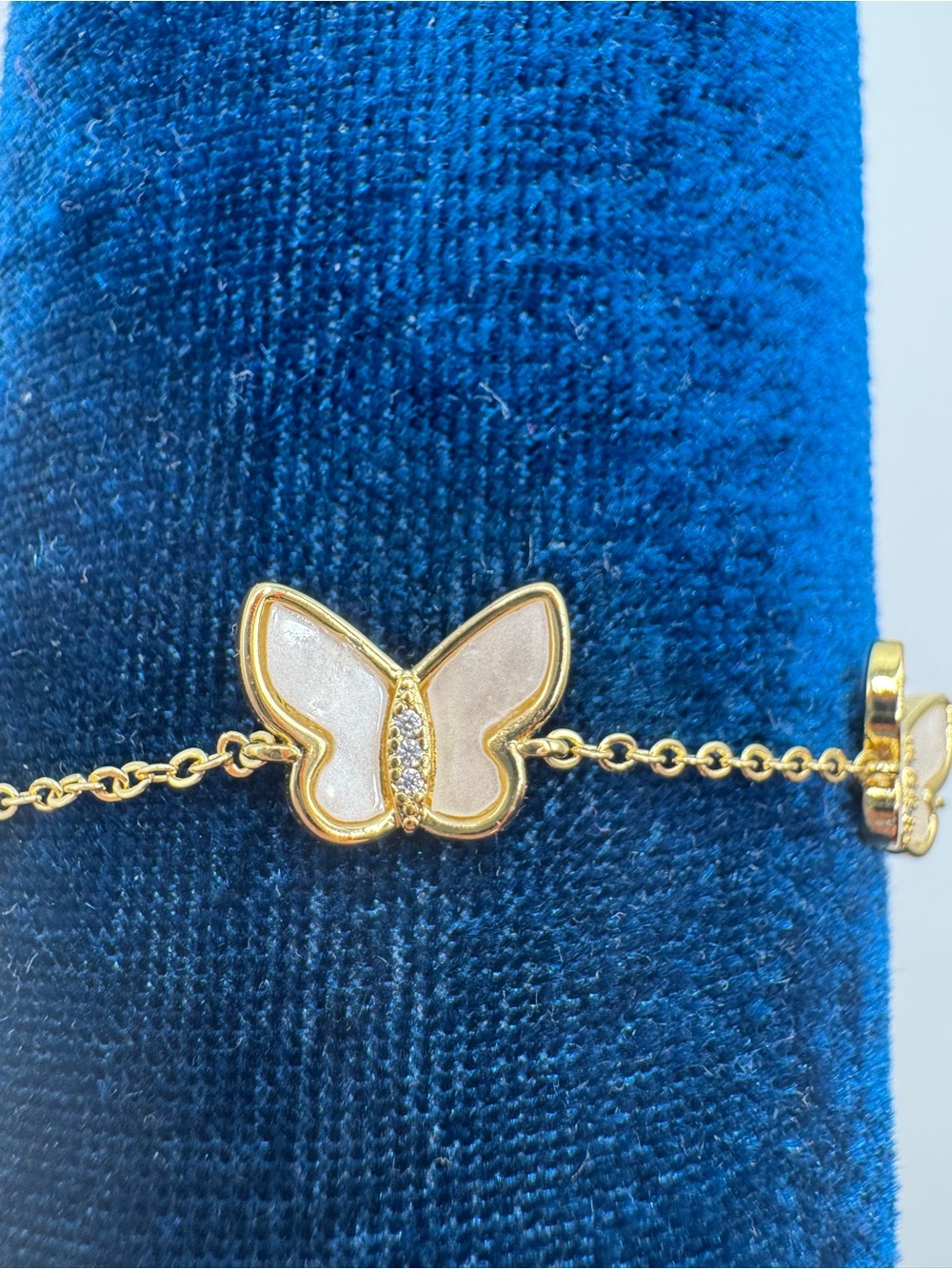 14K Mother-of-Pearl Bracelet - Picture 6 of 10
